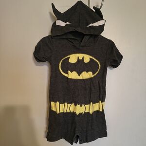 Batman Hooded Short-Sleeve Baby Romper in Black & Yellow